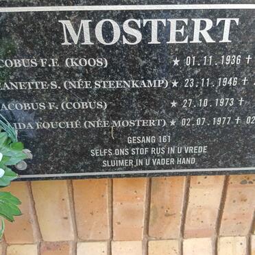 MOSTERT :: STEENKAMP