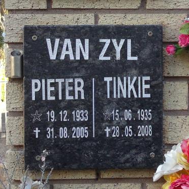 ZYL Pieter, van 1933-2005 &amp; Tinkie 1935-2008