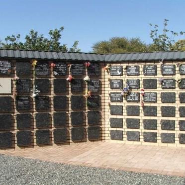 5. Paneel A &amp; B van gedenkmuur