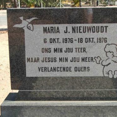 NIEWOUDT Maria J. 1976-1976