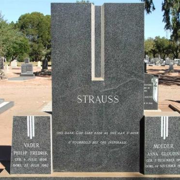 STRAUSS Philip Fredrik 1898-1962 &amp; Anna Gloudina 1900-1989