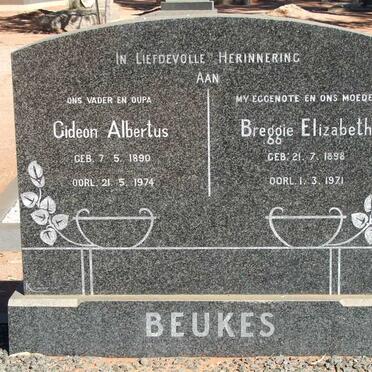 BEUKES Gideon Albertus 1890-1974 &amp; Breggie Elizabeth 1898-1971