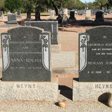 HEYNS Nicolaas Albertus 1888-1969 &amp; Anna Louisa 1890-1963