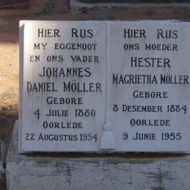 MÖLLER Johannes Daniel 1880-1954 &amp; Hester Magrietha 1884-1955