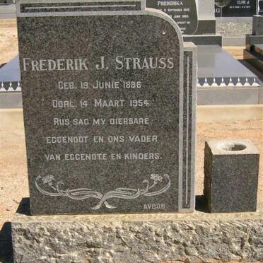 STRAUSS Frederik J. 1886-1954