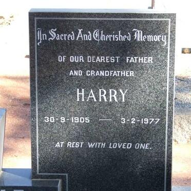 WHITEAR Harry 1905-1977 &amp; Mona BARRINGTON 1908-1972