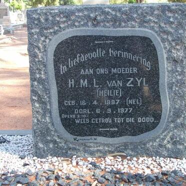 ZYL Adriaan P., van 1878-1936 &amp; H.M.L. nee NEL 1887-1977