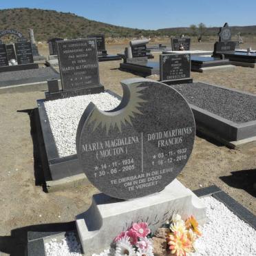 MOLLER David Marthinus Francois 1932-2010 &amp; Maria Magdalena MOUTON 1934-2005