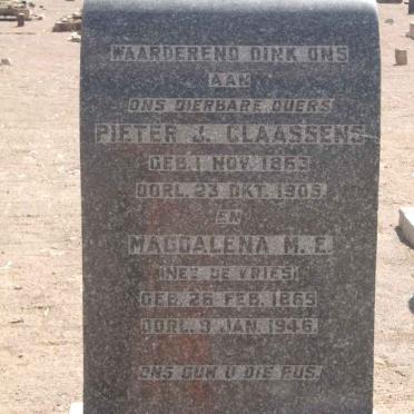 CLAASSENS Pieter J. 1863-1905 &amp; Magdalena M.E. DE VRIES 1869-1946