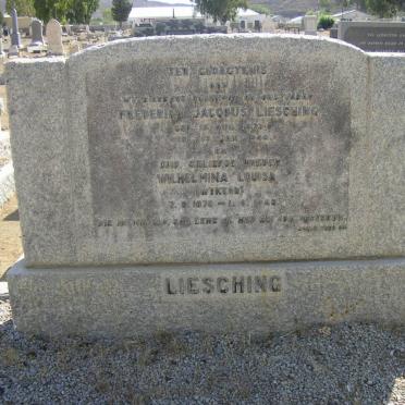 LIESCHING Frederick Jacobus 1873-1940 &amp; Wilhelmina Louisa WYKERS 1870-1948