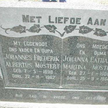 MOSTERT Johannes Frederik Albertus 1898-1962 &amp; Johanna Catharina Martina 1908-1964