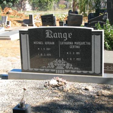 RANGE Michael Adriaan 1907-1979 &amp; Catharina Margaretha Gertina 1915-1993