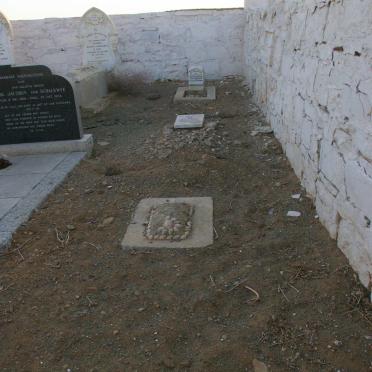 Northern Cape, WILLISTON district, Kaffers Kraal 149, Langbaken, farm cemetery