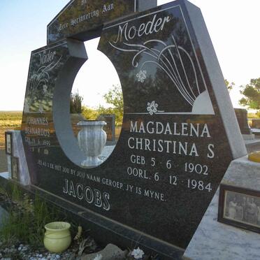 JACOBS Johannes Bernardus 1899-1994 &amp; Magdalena Christina S. 1902-1984