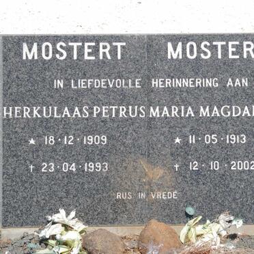 MOSTERT Herkulaas Petrus 1909-1993 &amp; Maria Magdalena 1913-2002