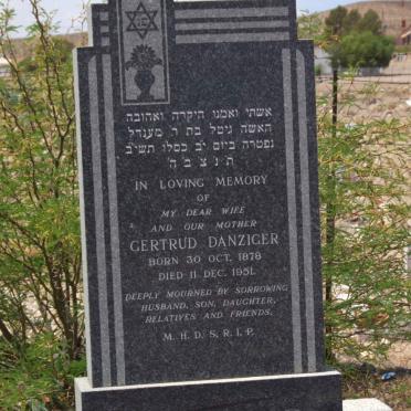 DANZIGER Gertrud 1878-1951