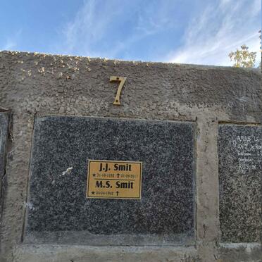 SMIT J.J. 1932-2017 & M.S. 1942- 