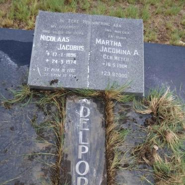 DELPORT Nicolaas Jacobus 1896-1974 &amp; Martha Jacomina A. MEYER 1904-2000
