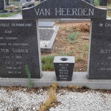 HEERDEN Pieter Schalk, van 1903-1979 &amp; Aletta Johanna PRINSLOO 1909-1996