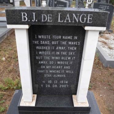 LANGE B.J., de 1974-2007