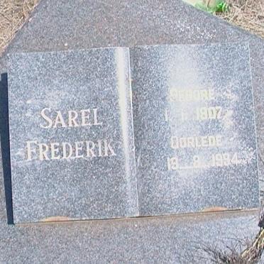 NIEKERK Sarel Frederik, van 1907-1994 &amp; Cornelia Maria Margaretha Johanna 1907-1989