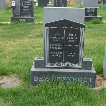 BEZUIDENHOUT Pieter Gerhardus 1941-2004 &amp; Ellsie Johana 1944-