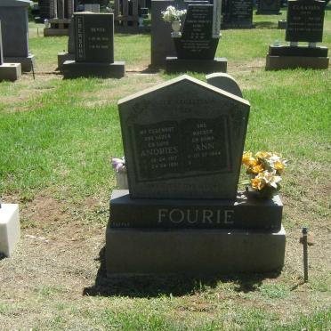 FOURIE Andries 1917-1991 &amp; Ann 1944-