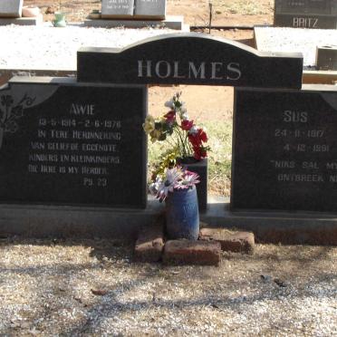 HOLMES Awie.
