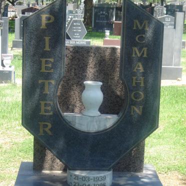 McMAHON Pieter 1939-1998