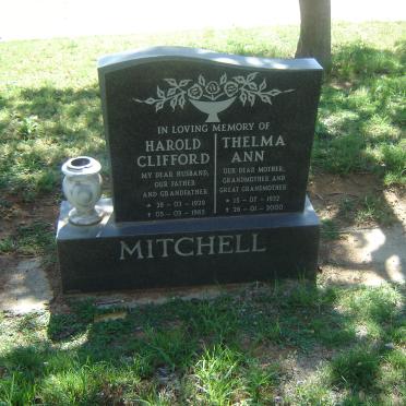 MITCHELL Harold Clifford 1929-1985 &amp; Thelma Ann 1932-2000