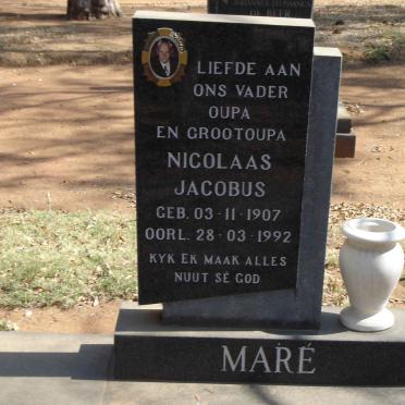 MARE Nicolaas Jacobus 1907-1992 :: MARE Martha Johanna 1917-1987 :: MARE Kobus 1956-1975 