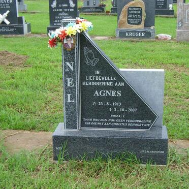 NEL Agnes 1913-2007