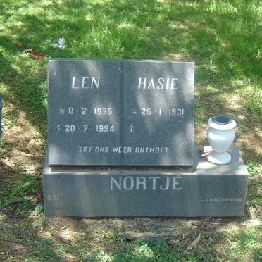 NORTJE Len 1935-1994 &amp; Hasie 1931-