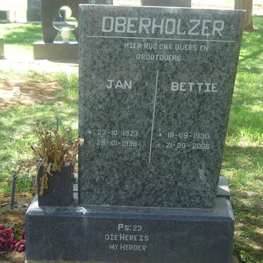 OBERHOLZER Jan 1923-1999 &amp; Bettie 1930-2006