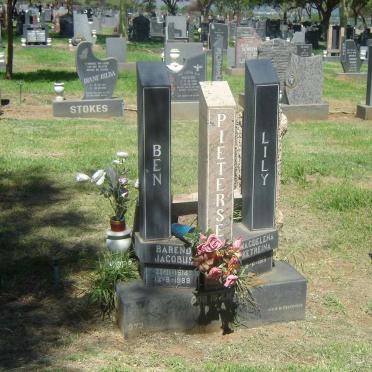 PIETERSE Barend Jacobus 1914-1988 &amp; Magdelena Ketreina 1915-