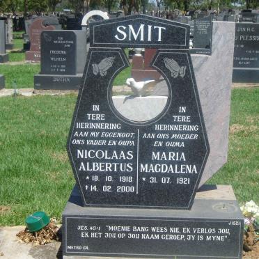 SMIT Nicolaas Albertus 1918-2000 &amp; Maria Magdalena 1921-