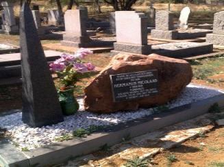 ENGELBRECHT Hermanus Nicolaas 1954-2000