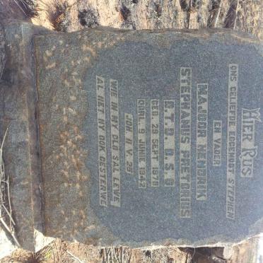 North West, BRITS district, Broederstroom, De Rust 478_2, farm cemetery