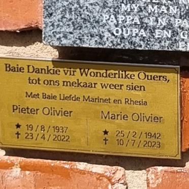 OLIVIER Pieter 1927-2022 & Marie 1942-2023