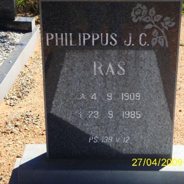 North West, BRITS district, Beestkraal 199, farm cemetery_1