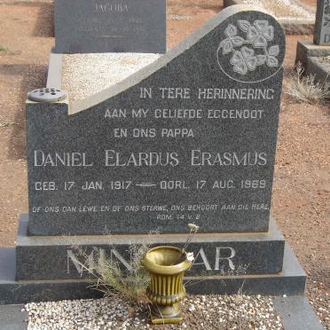 MINNAAR Daniel Elardus Erasmus 1917-1969