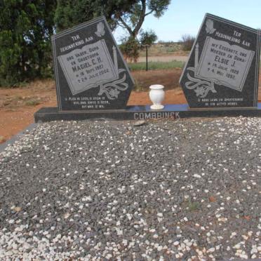 COMBRINCK Magiel C.H. 1927-2002 &amp; Elsie J. 1929-1992