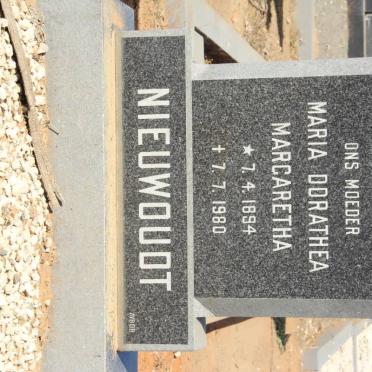 NIEUWOUDT Maria Dorathea Margaretha 1894-1980