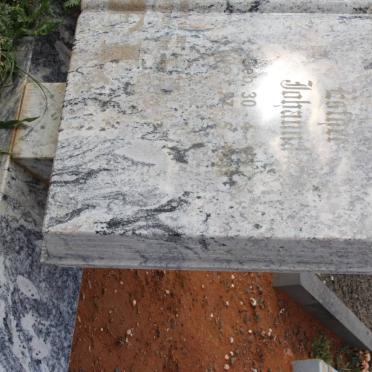 NEL Petrus Jacobus Delport 1916-1992 &amp; Esther Johanna 1917-1998
