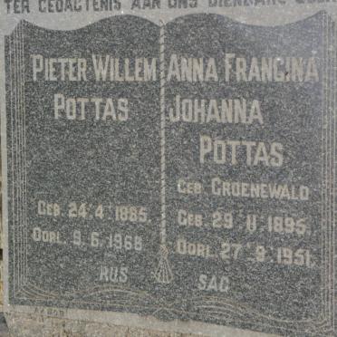 POTTAS Pieter Willem 1885-1966 &amp; Anna Francina Johanna GROENEWALD 1895-1951