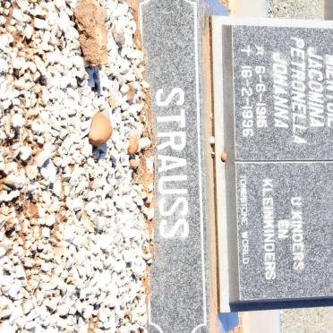 STRAUSS Mientjie Jacomina Petronella Johanna 1915-1996