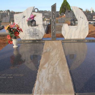 STOLTZ Andries Daniël 1927-1990