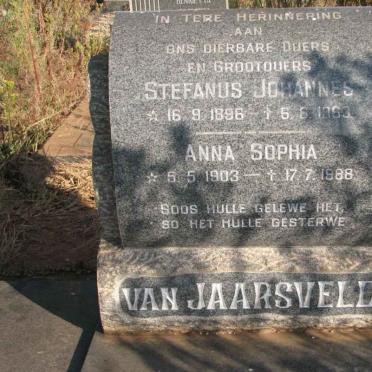JAARSVELD Stefanus Johannes, van 1896-1963 &amp; Anna Sophia 1903-1988