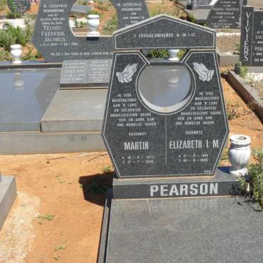 PEARSON Martin 1922-1994 &amp; Elizabeth I.M. 1918-1995