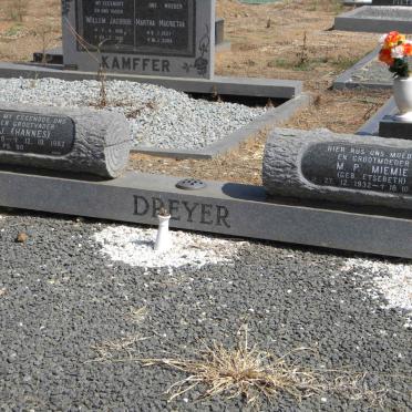 DREYER J.C.J. 1929-1982 &amp; M.P. ETSEBETH 1932-1990